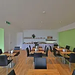 Hotel Business & 3*