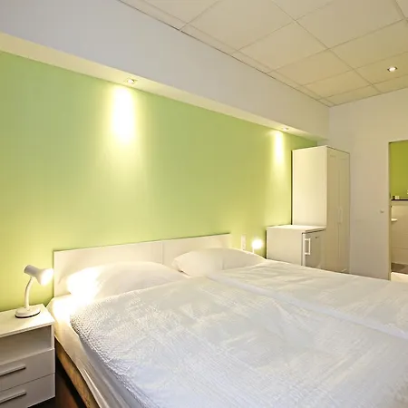 Business & 2* Linz
