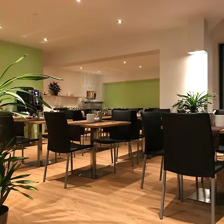 Hotel Business & 3*
