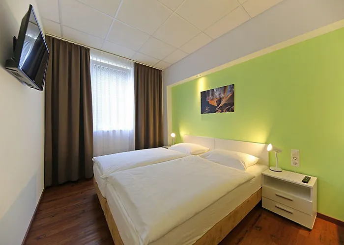 فندق Business & 3*