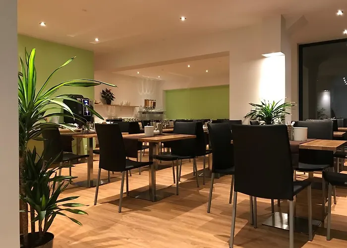 فندق Business & 3*